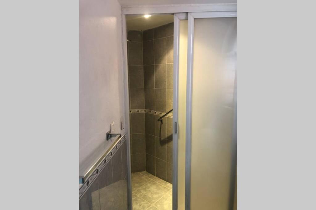 Amplia Habitacion Tipo Ejecutiva Con Bano Y Acceso Privados 톨루카 외부 사진